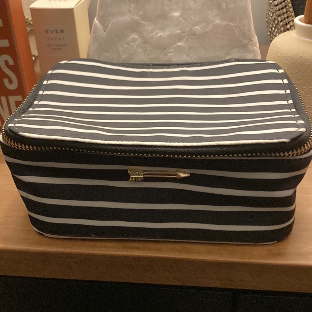 Stella and Dot Travel Jewelry Box Striped